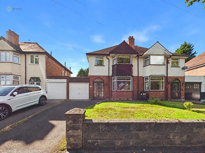 3 Bedroom Semi-detached House For Sale In Court Lane, Erdington, Birmingham, B23