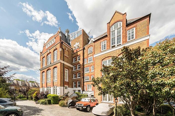 2 Bedroom Flat For Sale In Victorian Heights, Diamond Conservation Area, SW8