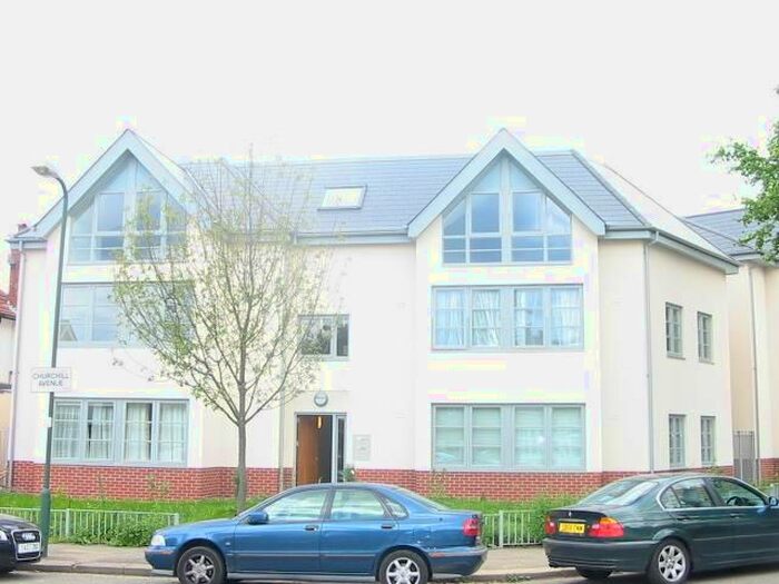 3 Bedroom Flat To Rent In Northwick Avenue, Kenton, Harrow, HA3