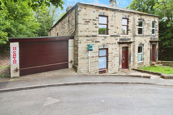 4 Bedroom Semi-Detached House For Sale In Woodville Road, Dewsbury, WF12