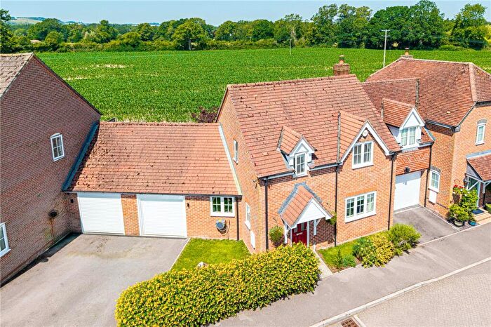 3 Bedroom Semi-Detached House For Sale In Rutherford Close, Highclere, Newbury, RG20