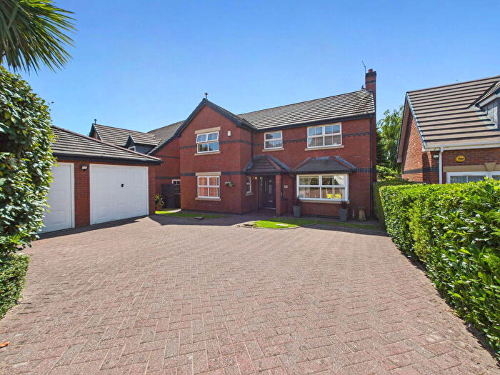 4 Bedroom Detached House For Sale In Hill Rise View, Aughton, L39