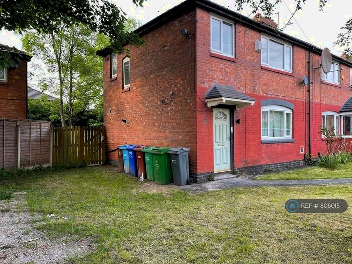 3 Bedroom Semi-Detached House To Rent In Mouldsworth Avenue, Manchester, M20
