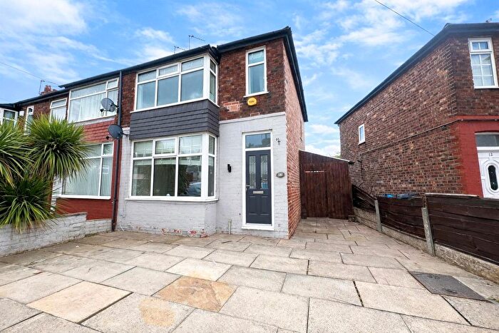 2 Bedroom End Of Terrace House To Rent In Massey Avenue, Failsworth, M35