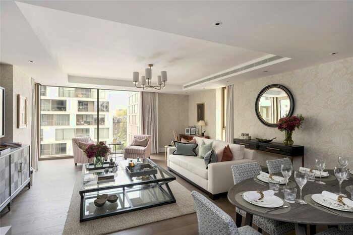 2 Bedroom Flat To Rent In Coe House, - Warwick Lane, Kensington, W14
