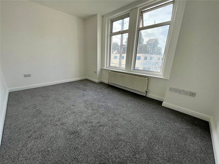 2 Bedroom Apartment To Rent In Alum Chine Road, Bournemouth, Dorset, BH4