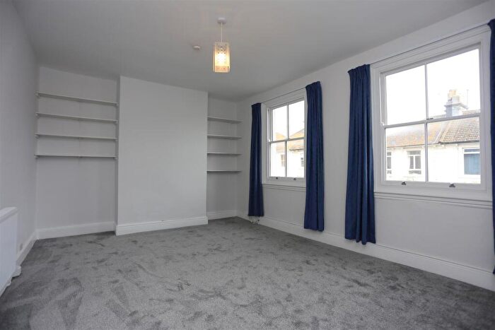 1 Bedroom Flat To Rent In Hova Villas, Hove, BN3