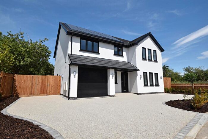 4 Bedroom House For Sale In Gretton Close, Claypole, Newark, NG23