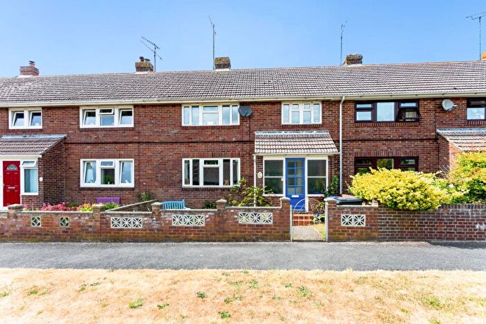 3 Bedroom Terraced House To Rent In Watson Close Upavon, SN9