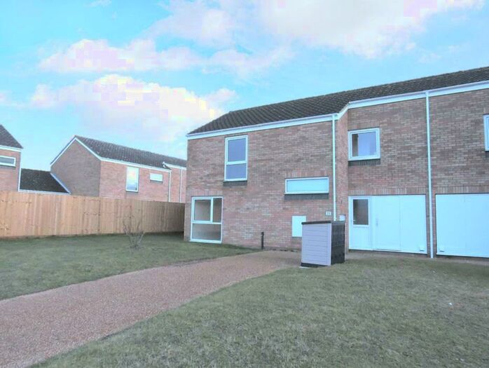 3 Bedroom End Of Terrace House To Rent In Oak Lane, Raf Lakenheath, Brandon, IP27