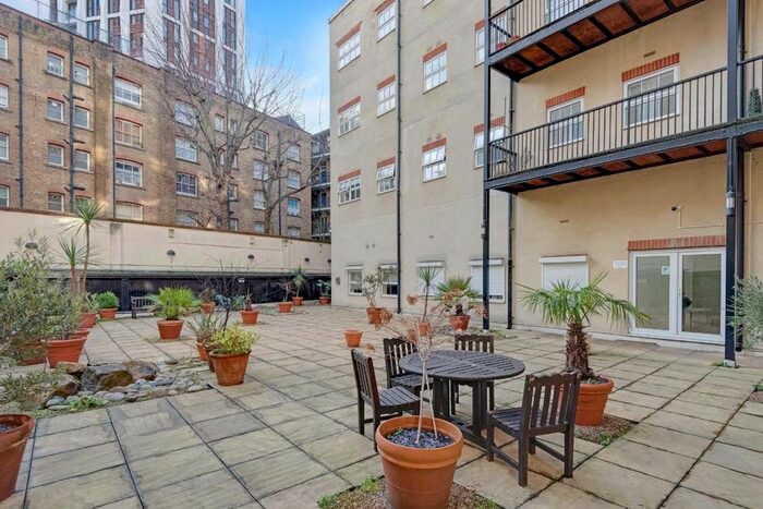 1 Bedroom Flat To Rent In Newton Street, London, WC2B
