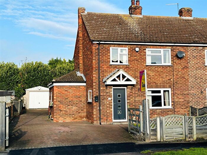 3 Bedroom Semi Detached House For Sale In Donville Road, Eastoft, Scunthorpe, DN17
