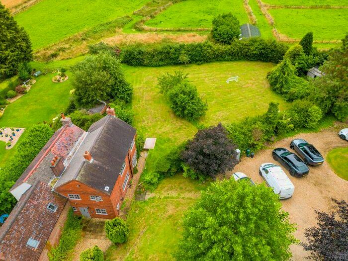 4 Bedroom Property To Rent In Bromsgrove Road, Belbroughton, DY9