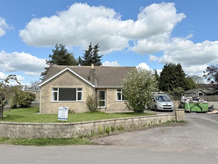 2 Bedroom Bungalow To Rent In The Street, Broughton Gifford, SN12
