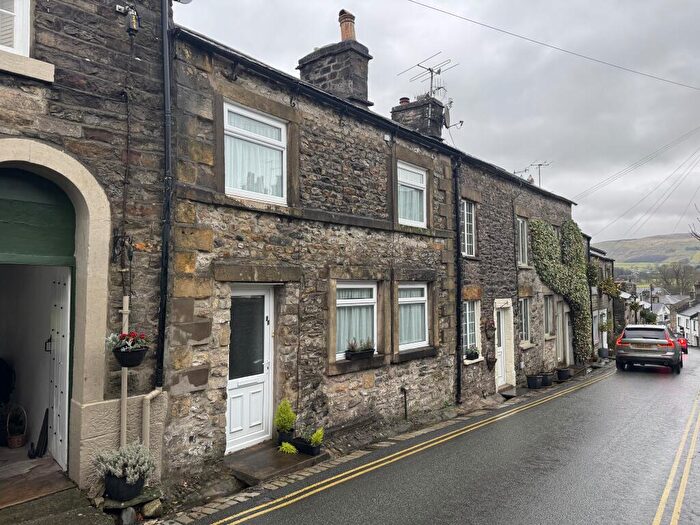 3 Bedroom Terraced House For Sale In Mitchelgate, Kirkby Lonsdale, Kirkby Lonsdale, Cumbria, LA6