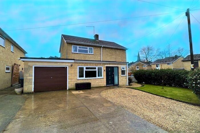 3 Bedroom Detached House For Sale In St. Peters Close, Cassington, OX29