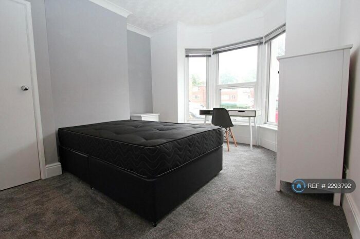 4 Bedroom Terraced House To Rent In Thackeray Road, Southampton, SO17