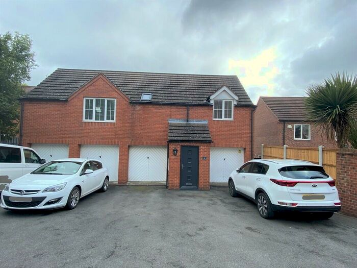 2 Bedroom Flat To Rent In Blacksmith Croft, Marehay, DE5