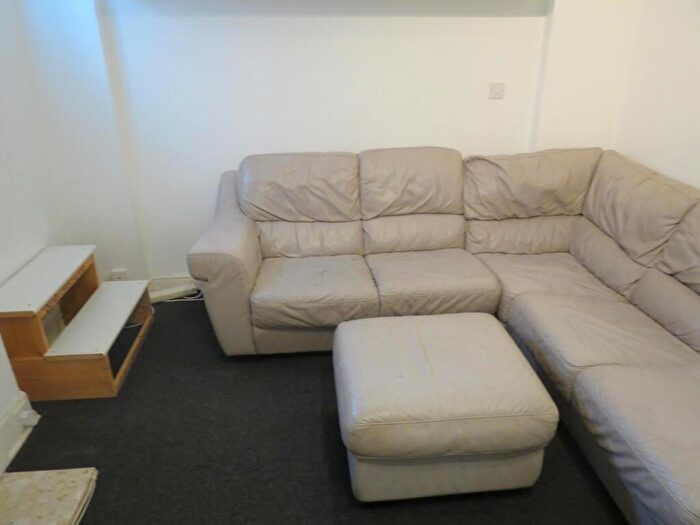 5 Bedroom House To Rent In Bedroom Detached House In Winton, BH9
