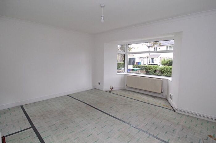 3 Bedroom Semi-detached House For Sale In Chidwall Road, Woodhouse Park, M22