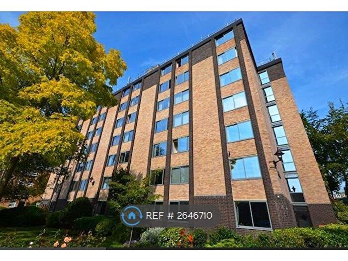 Studio To Rent In Manhattan Drive, Cambridge, CB4