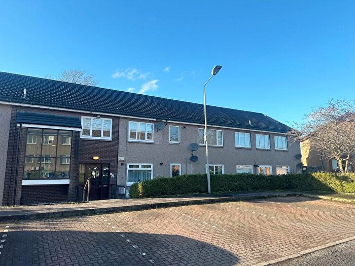 2 Bedroom Flat To Rent In Menteith Place, Glasgow, G73