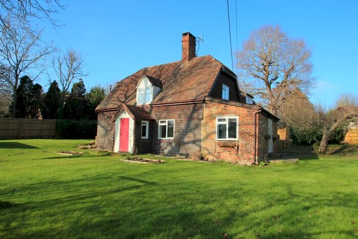 5 Bedroom Detached House For Sale In Tenterden Road, Cranbrook, Kent, TN17