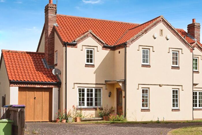 3 Bedroom Semi-Detached House For Sale In Bigby Green, Bigby, Barnetby, DN38