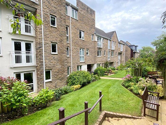 1 Bedroom Apartment For Sale In St. Stephens Fold, Lindley, Huddersfield, HD3