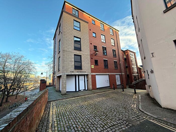 2 Bedroom Flat To Rent In The Gatehouse, NG1