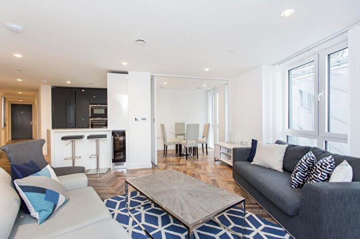 2 Bedroom Apartment To Rent In City Road, Eagle Point City Road, EC1V