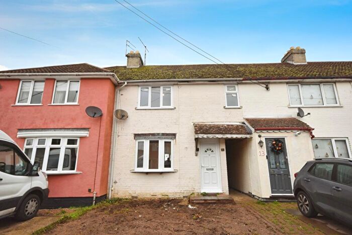 3 Bedroom End Of Terrace House For Sale In Buckwoods Road, Braintree, CM7