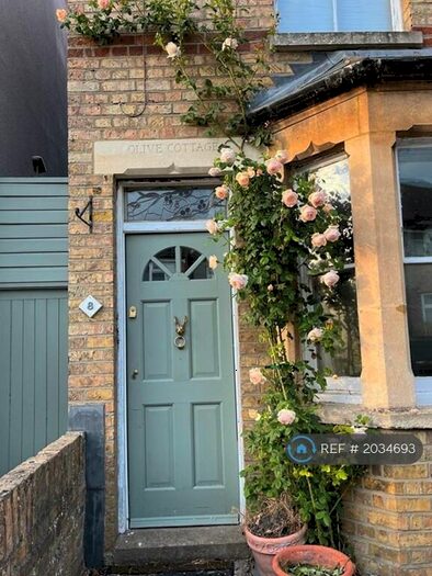 3 Bedroom Semi-Detached House To Rent In Ferry Road, Oxford, OX3