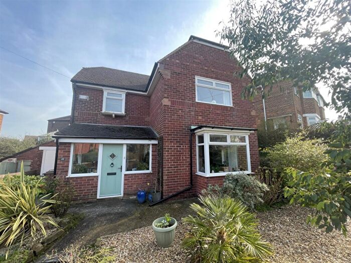 3 Bedroom Detached House For Sale In Fernhill, Wallasey, CH45