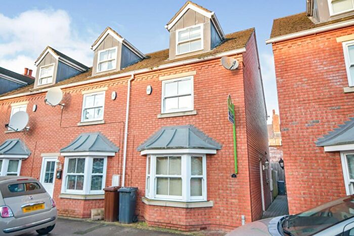 3 Bedroom Semi Detached House To Rent In Robey Street, Lincoln, LN5