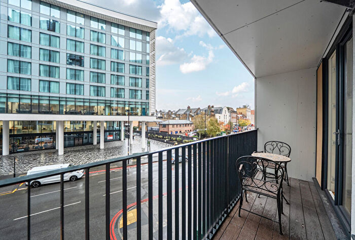 1 Bedroom Apartment For Sale In Sutton Court Road, Sutton, SM1