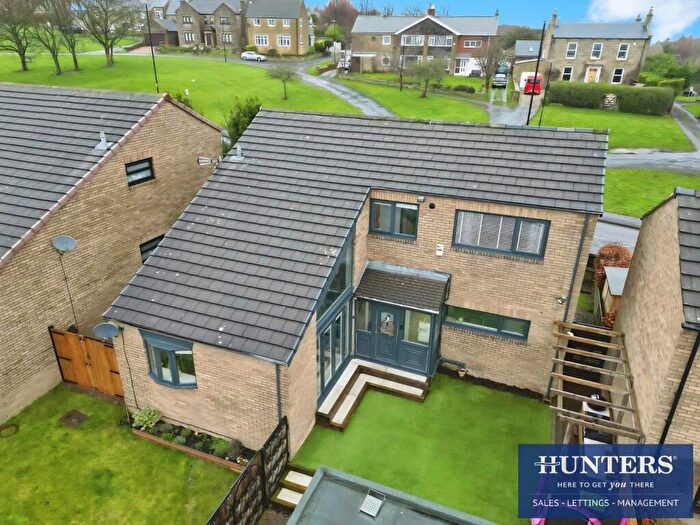 3 Bedroom Detached House For Sale In High Croft, Washington, NE37