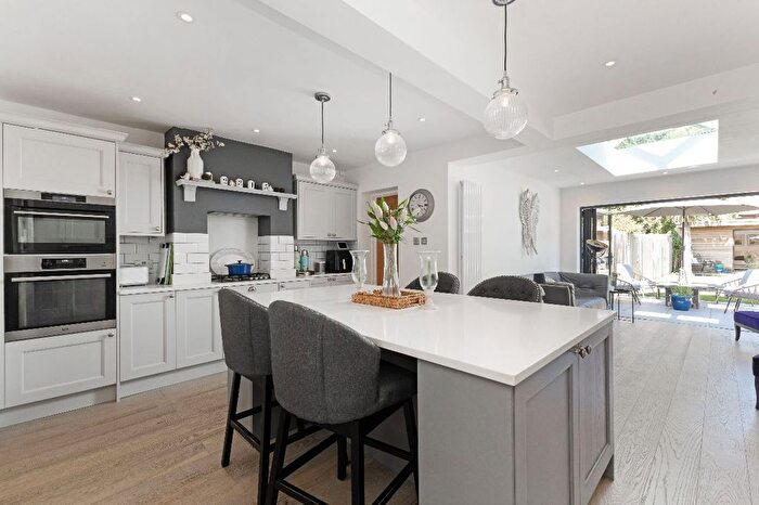 3 Bedroom Semi-Detached House For Sale In Budebury Road, Staines-Upon-Thames, TW18