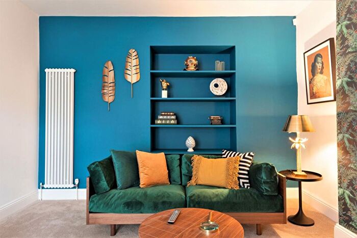 1 Bedroom Flat To Rent In Clifton, BS8