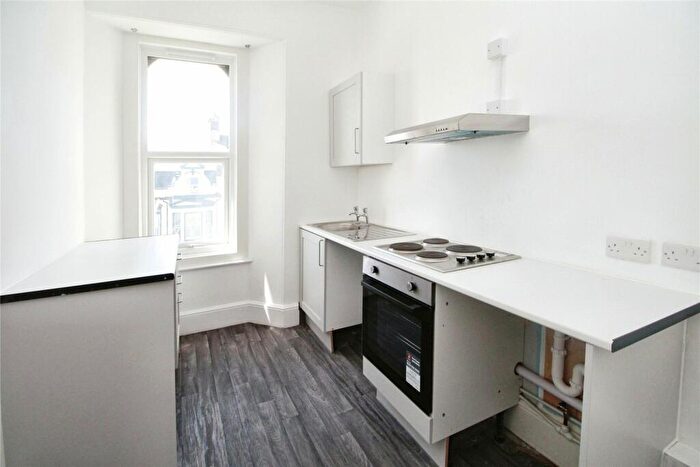 1 Bedroom Flat To Rent In Woodland Terrace, Greenbank Road, Plymouth, Devon, PL4