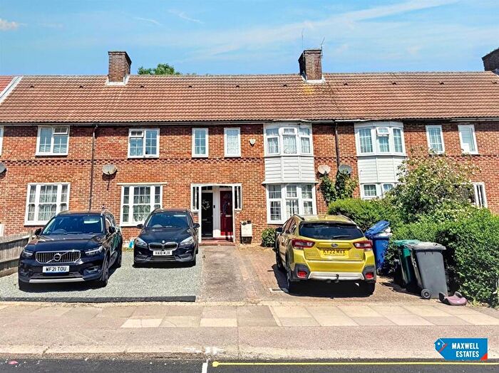 2 Bedroom Terraced House For Sale In Watling Avenue, Edgware, HA8