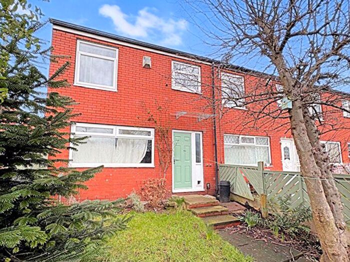 3 Bedroom Detached House To Rent In Woodsley Green, Leeds, LS6