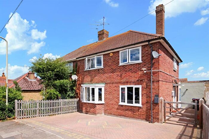 3 Bedroom Semi-Detached House For Sale In Gosselin Street, Whitstable, CT5
