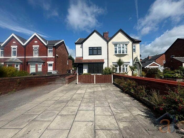 5 Bedroom Semi Detached House For Sale In Wennington Road, Southport, Churchtown, PR9