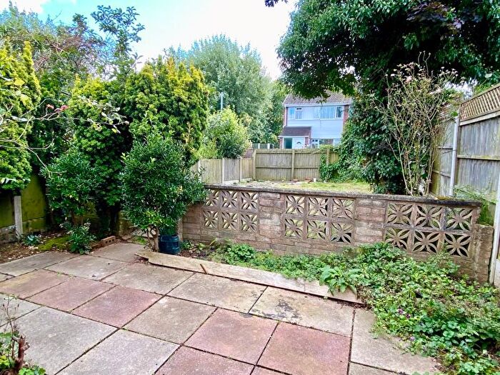 3 Bedroom Terraced House For Sale In Selkirk Drive, Sutton Hill, Telford, TF7