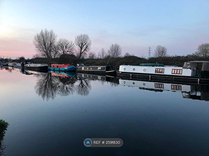 1 Bedroom Flat To Rent In Upper Clapton, London, E5