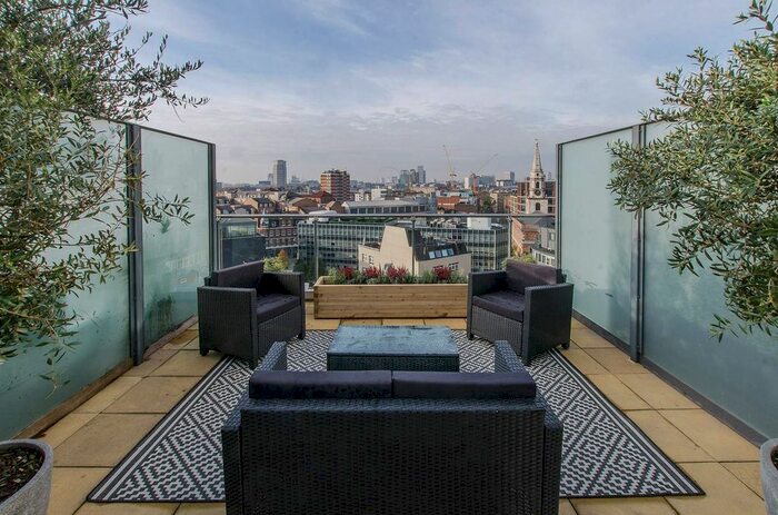 1 Bedroom Flat To Rent In Empire Square West, Borough, London, SE1