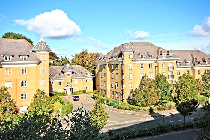 2 Bedroom Apartment To Rent In Woking, GU21