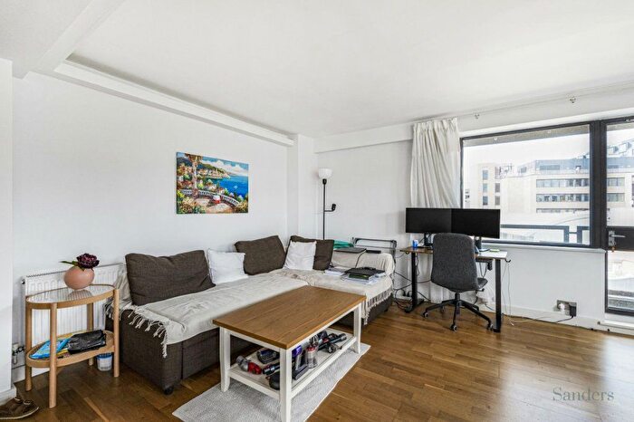 1 Bedroom Flat To Rent In Newton Street, London, WC2B