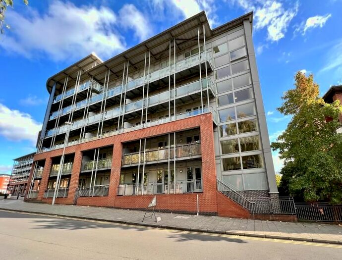 2 Bedroom Flat To Rent In Wheeleys Lane, Park Central, Birmingham, B15